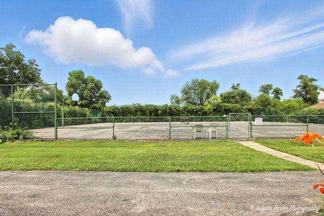 3338 Berwyn Avenue 95, North Chicago, IL 60064