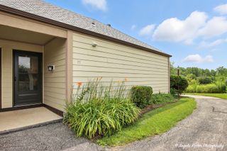 3338 Berwyn Avenue 95, North Chicago, IL 60064