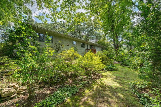 5 Lakeview Avenue, Sleepy Hollow, NY 10591