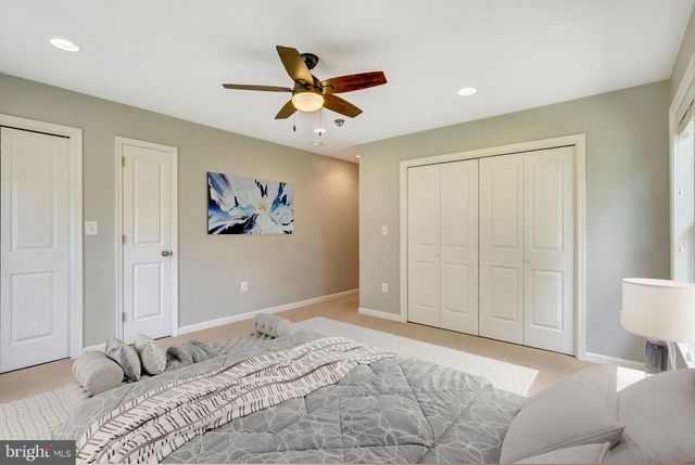 2017 EDGAR CT, Falls Church, VA 22043