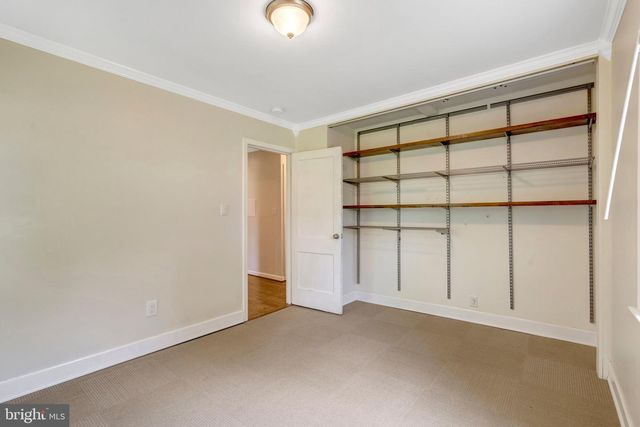 2017 EDGAR CT, Falls Church, VA 22043