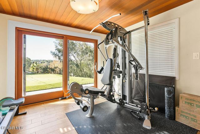 5156 Dumont Place, Woodland Hills, CA 91364