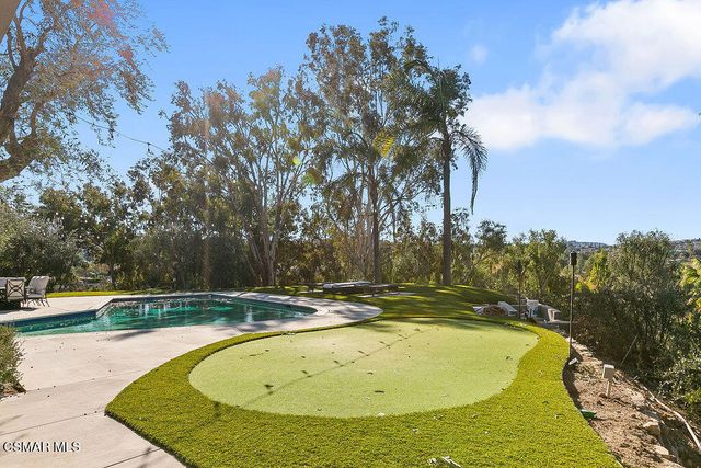 5156 Dumont Place, Woodland Hills, CA 91364