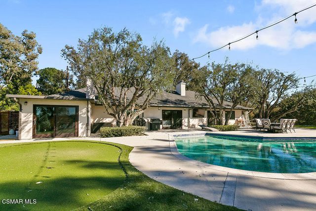 5156 Dumont Place, Woodland Hills, CA 91364