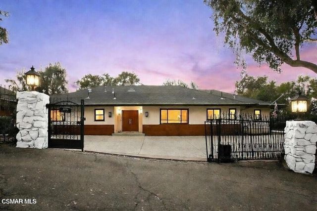 5156 Dumont Place, Woodland Hills, CA 91364