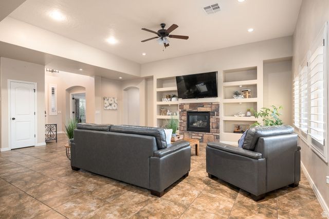 2893 E CARMINE DR, St. George, UT 84790
