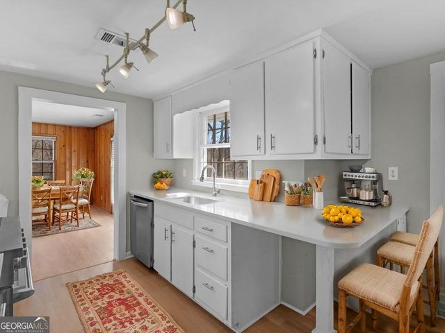 9300 Floyd Road, Jonesboro, GA 30236