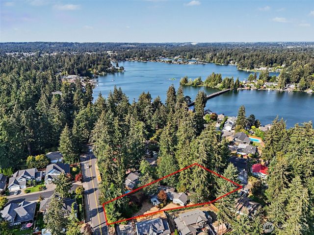 10302 Interlaaken Drive SW, Lakewood, WA 98498
