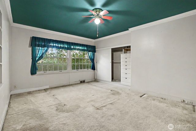 10302 Interlaaken Drive SW, Lakewood, WA 98498