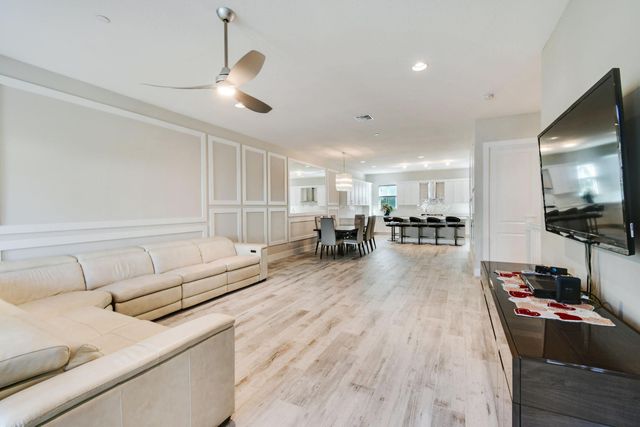 5218 Beckman Terrace, Palm Beach Gardens, FL 33418