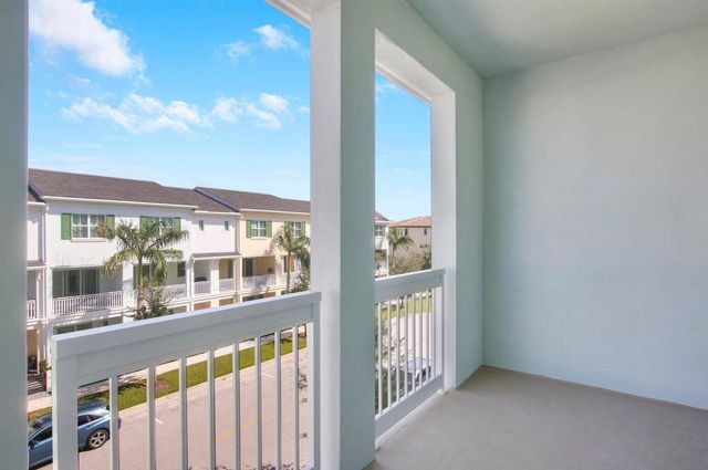 5218 Beckman Terrace, Palm Beach Gardens, FL 33418