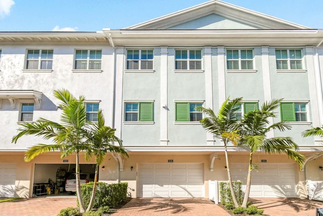 5218 Beckman Terrace, Palm Beach Gardens, FL 33418