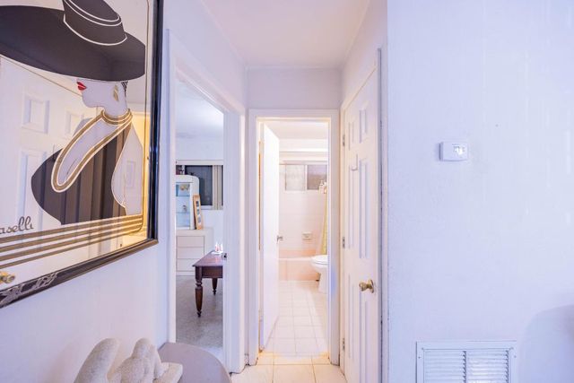 318 SW 2nd Street, Boca Raton, FL 33432