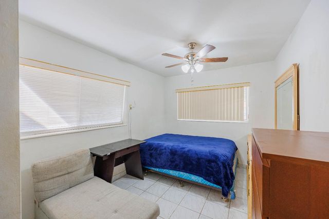 318 SW 2nd Street, Boca Raton, FL 33432