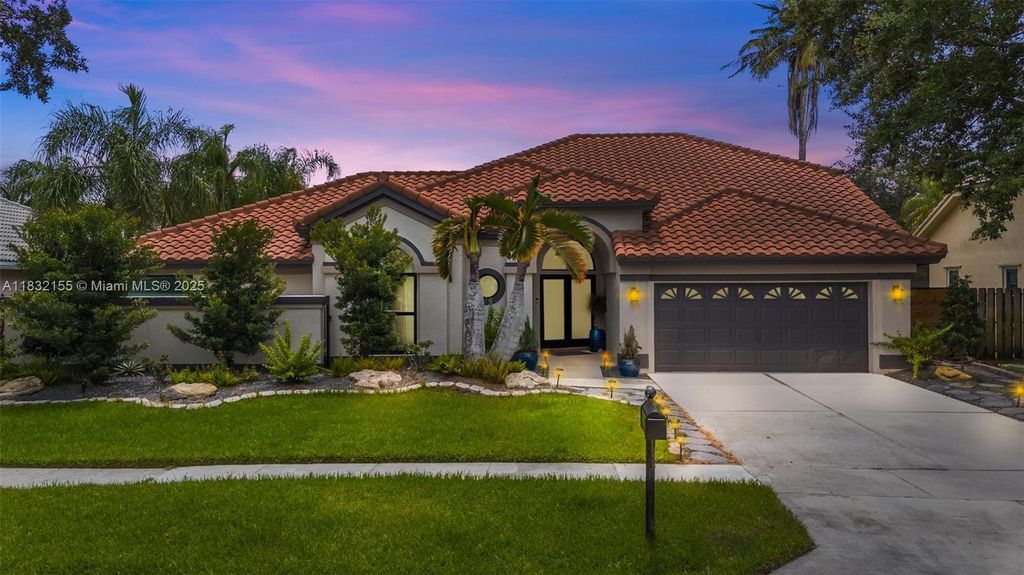 1844 NW 109th Ave, Plantation, FL 33322