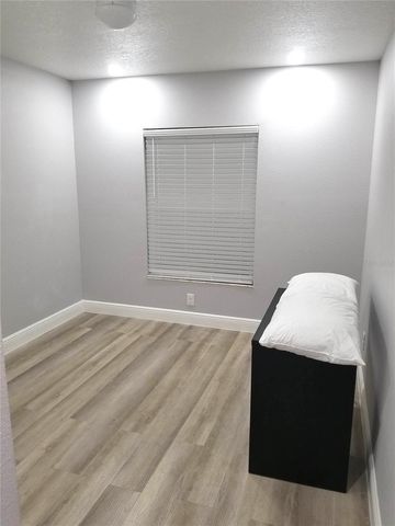 721 FOSTER AVENUE, Winter Garden, FL 34787