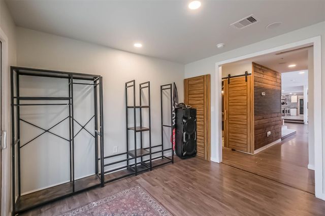 7810 Nairn Street, Houston, TX 77074