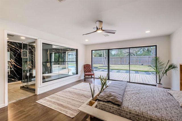 7810 Nairn Street, Houston, TX 77074