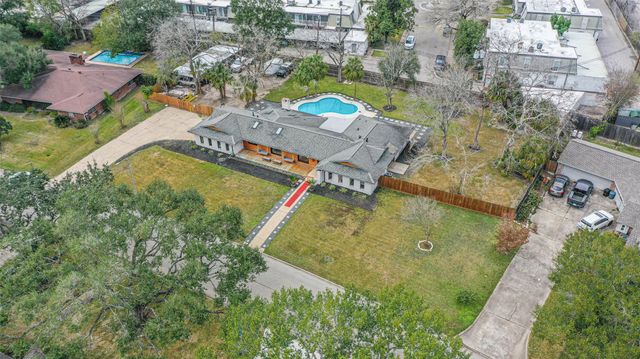 7810 Nairn Street, Houston, TX 77074