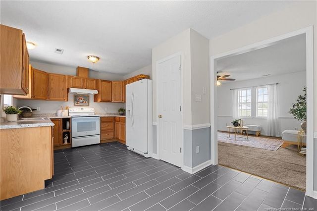 8 Orchard Crest Circle, Sanford, NC 27332