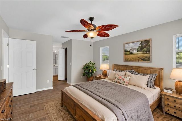 2929 SW 8th CT, Cape Coral, FL 33914