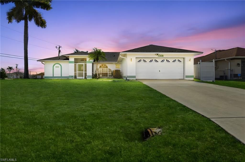 2929 SW 8th CT, Cape Coral, FL 33914