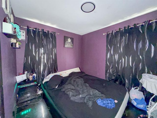 24811 Valley Avenue, Eastpointe, MI 48021