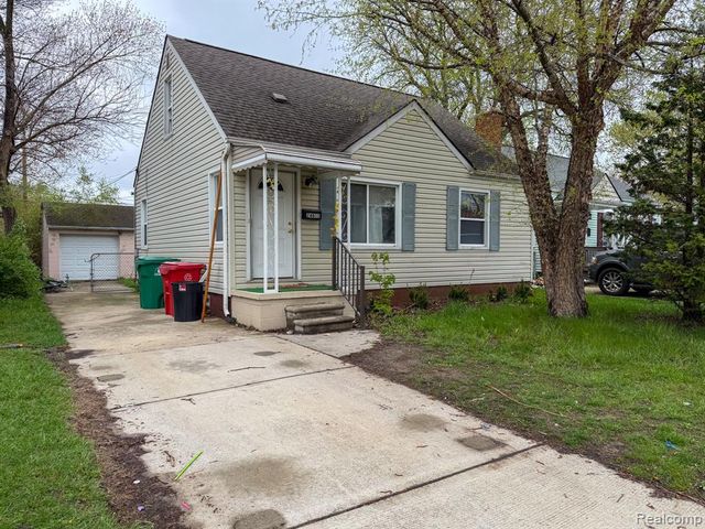 24811 Valley Avenue, Eastpointe, MI 48021