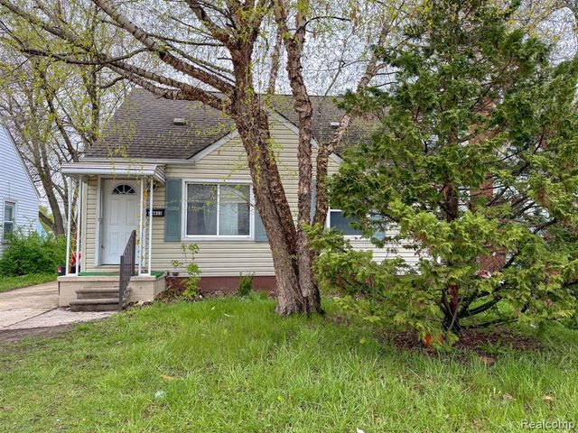 24811 Valley Avenue, Eastpointe, MI 48021