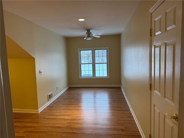 7 Eagle Pine Way Road, Henrietta, NY 14623