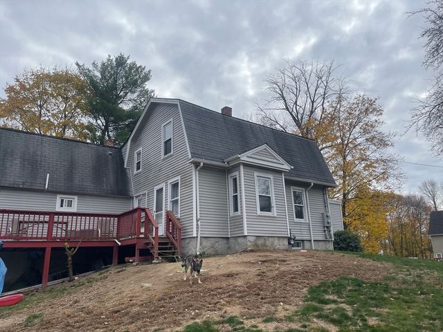 10 Edwards St, Dracut, MA 01826