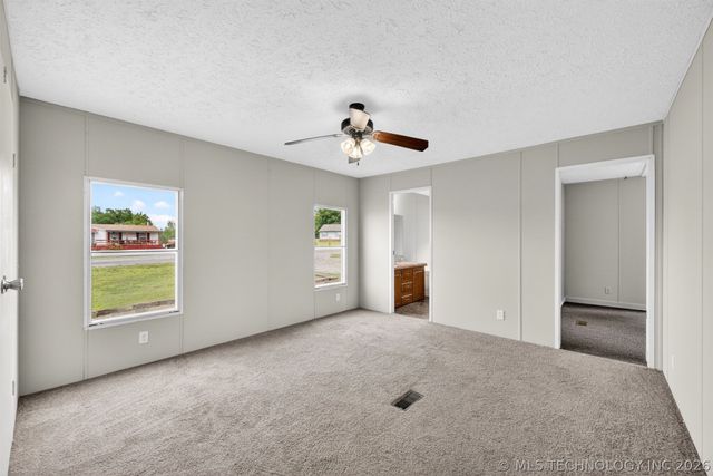 31117 E 689 Road, Wagoner, OK 74467