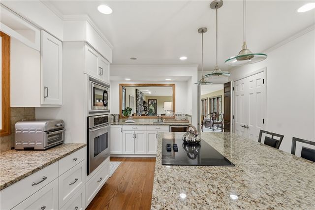 1612 Tiffany Ridge, Upper St Clair, PA 15241