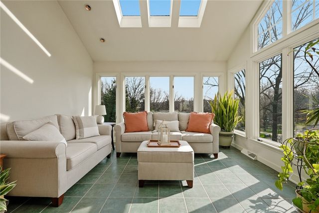 1612 Tiffany Ridge, Upper St Clair, PA 15241