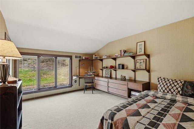 1612 Tiffany Ridge, Upper St Clair, PA 15241