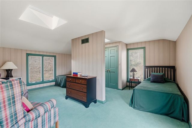 1612 Tiffany Ridge, Upper St Clair, PA 15241