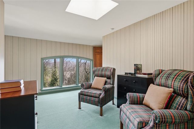 1612 Tiffany Ridge, Upper St Clair, PA 15241