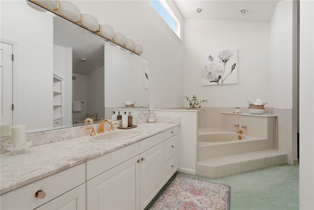 1612 Tiffany Ridge, Upper St Clair, PA 15241