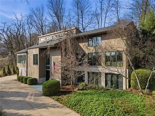 1612 Tiffany Ridge, Upper St Clair, PA 15241