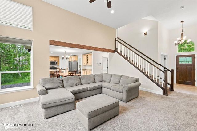 8270 E Splendid View Drive, Palmer, AK 99645