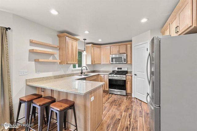 8270 E Splendid View Drive, Palmer, AK 99645