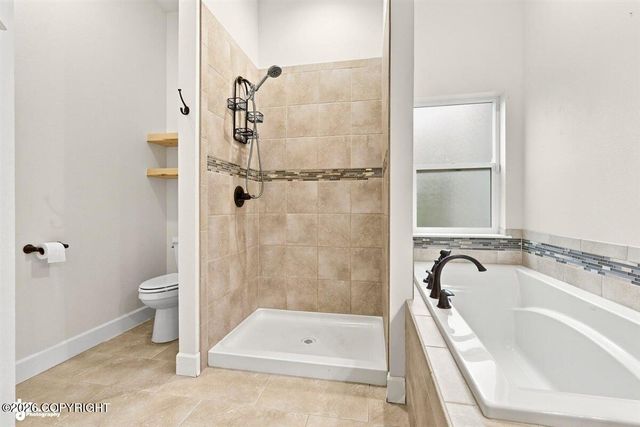 8270 E Splendid View Drive, Palmer, AK 99645