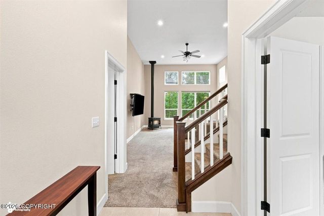 8270 E Splendid View Drive, Palmer, AK 99645