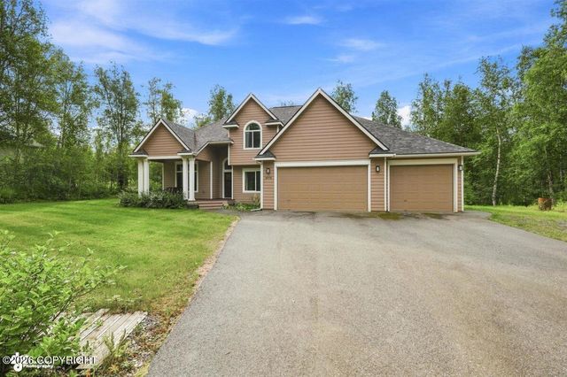 8270 E Splendid View Drive, Palmer, AK 99645
