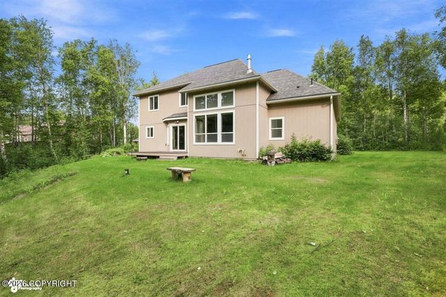 8270 E Splendid View Drive, Palmer, AK 99645