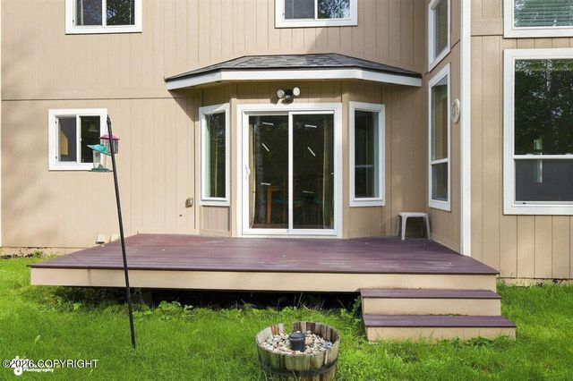 8270 E Splendid View Drive, Palmer, AK 99645