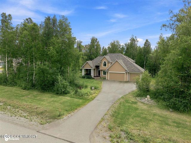 8270 E Splendid View Drive, Palmer, AK 99645