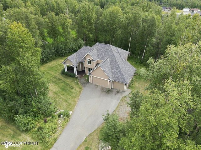 8270 E Splendid View Drive, Palmer, AK 99645