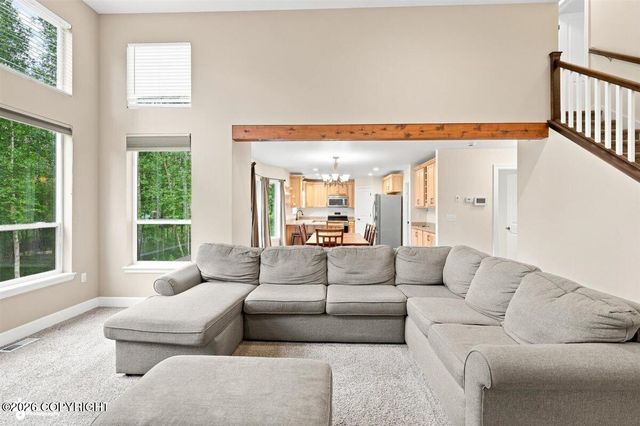 8270 E Splendid View Drive, Palmer, AK 99645