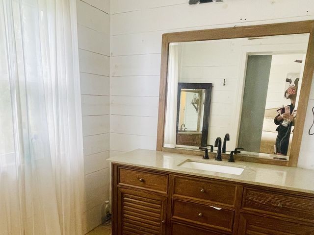1836 Rock Springs Midland Rd, Christiana, TN 37037